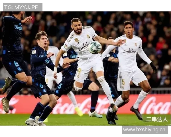 阿尔克马尔与门德斯洽谈斯米特转会皇马巴萨均表现出浓厚兴趣