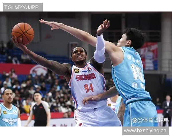 开拓者队宣布杨瀚森和吕佩尔加盟发展联盟以提升竞技水平